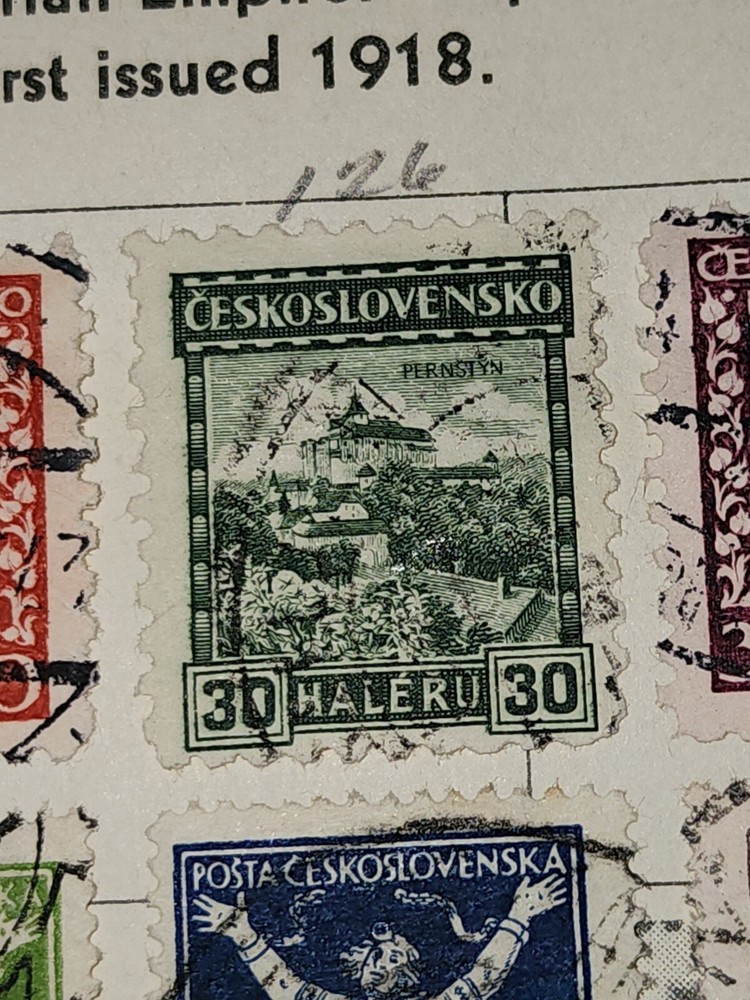 Foreign Ceskoslovensko 30c Stamp Used - #H182