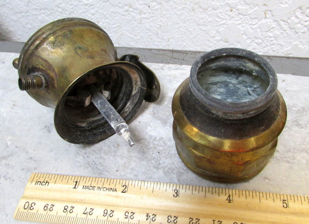 vintage auto lite carbide miners lamp, universal lamp, missing front Shield