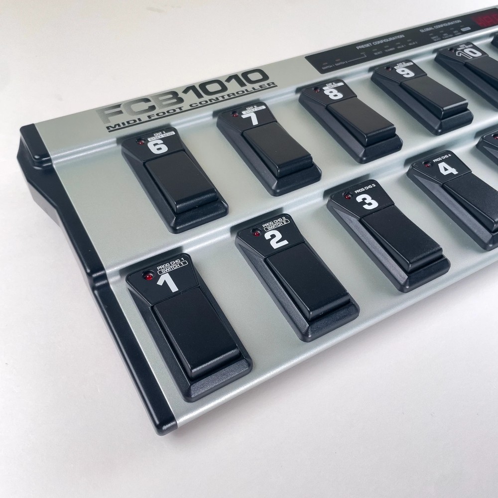 Behringer FCB1010 MIDI Foot Controller
