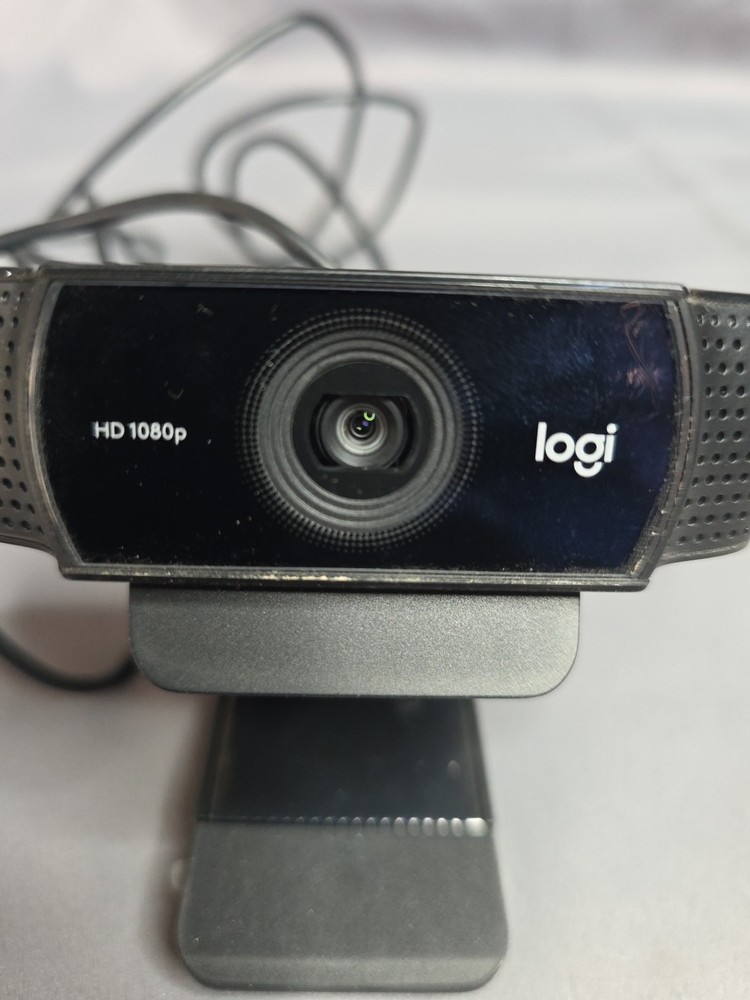 Logitech C922 Pro Stream 1080P Webcam | HD Video Streaming & Recording | USB