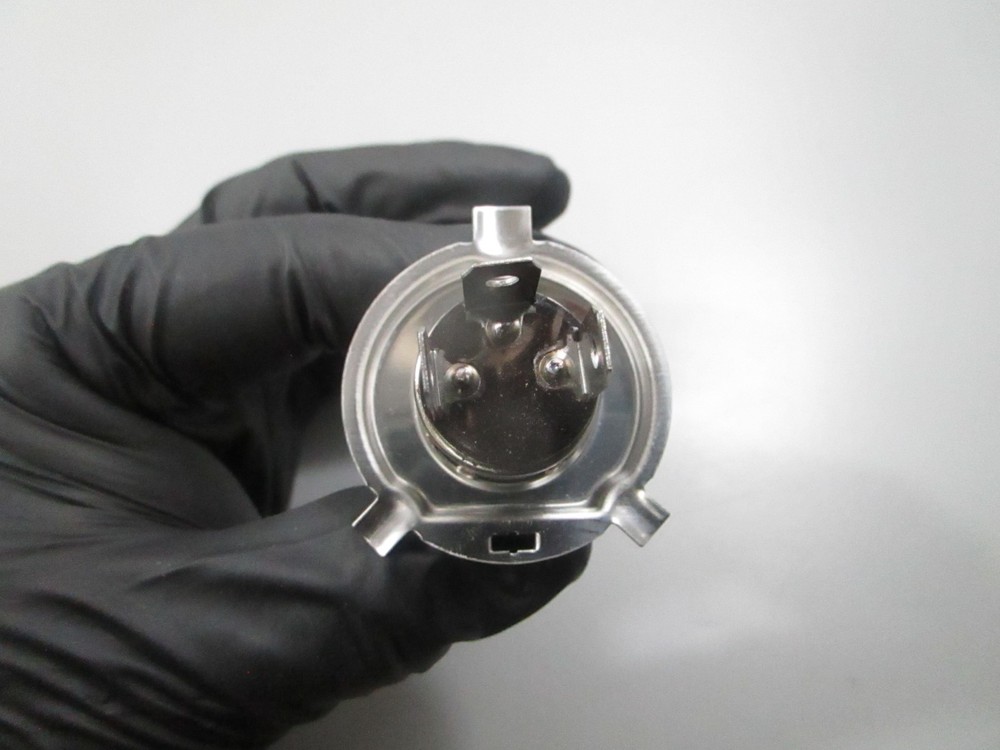 *NEW* 0810 NARVA 12V 100/90W Headlight Guide 48901