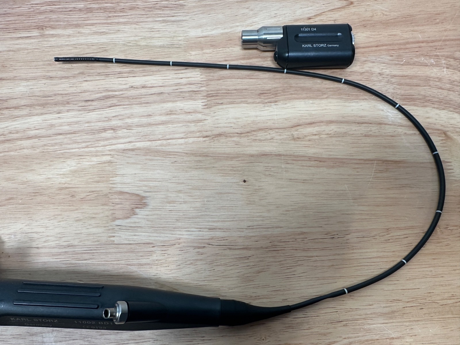 Karl Storz 11002 BD1 Broncho-Fiberscope W/ Karl Storz 11301 D4 LED Light Source