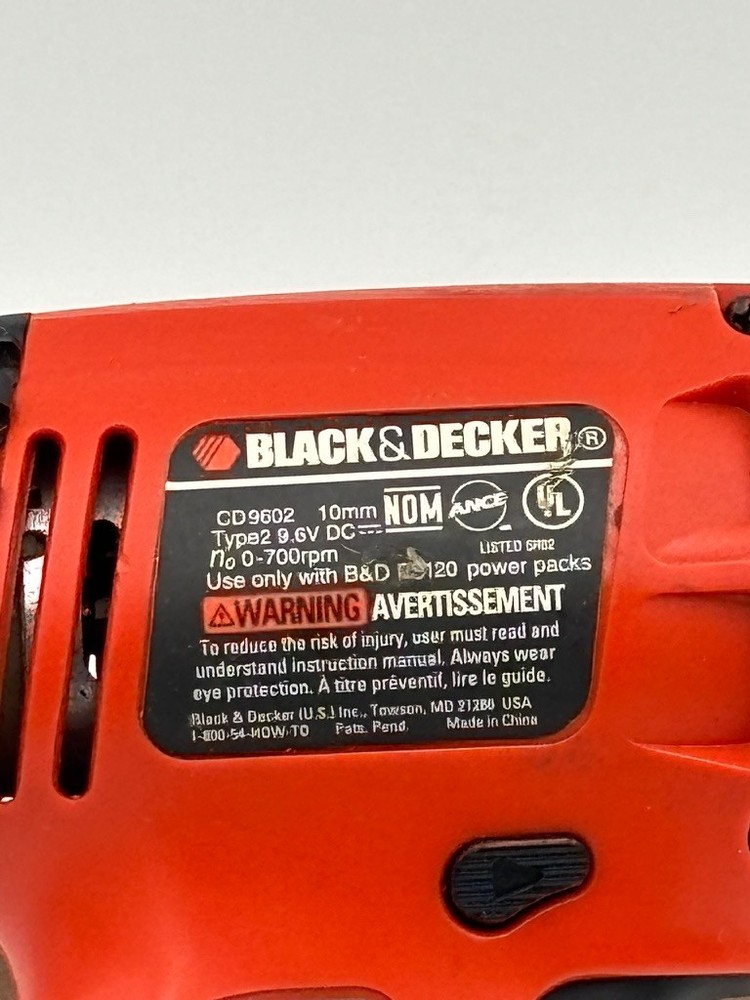 Black And Decker 9.6Volt Drill. (bin #51)