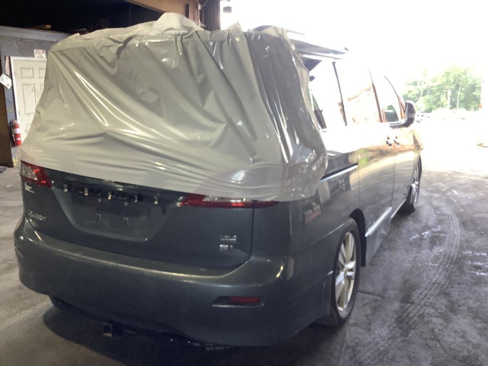 QUEST 2012 Glove Box 4711301