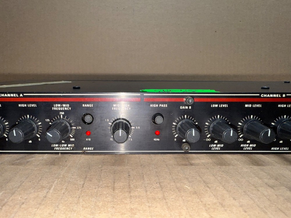 AUDIO LOGIC X324 STEREO CROSSOVER - TESTED