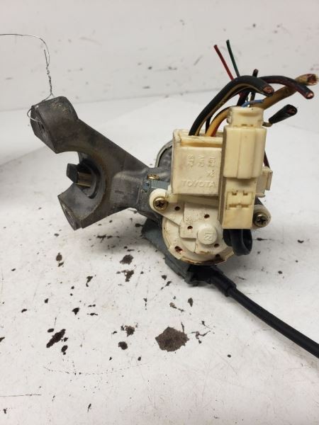 Ignition Switch Conventional Ignition Fits 2003-2020 4 RUNNER Unit OEM