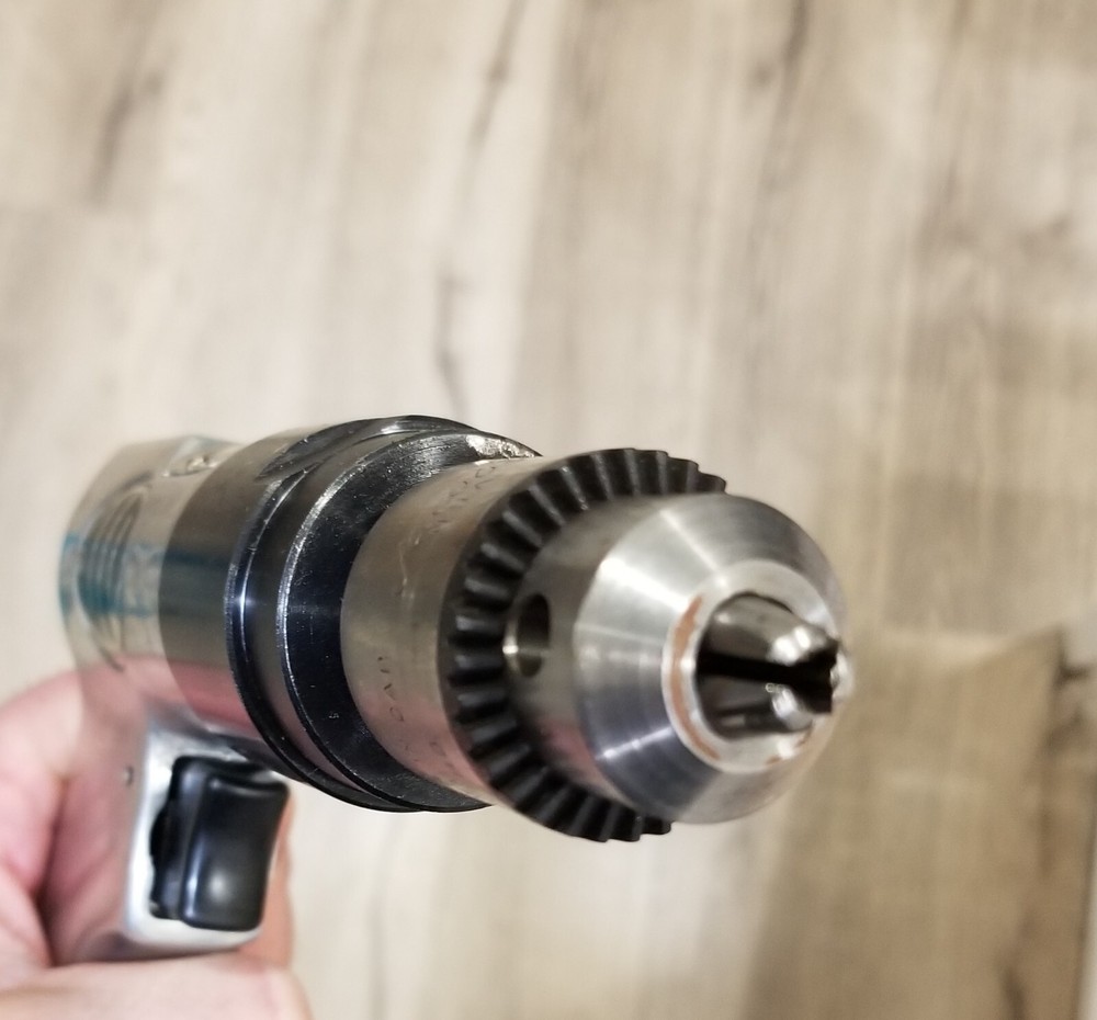 UP 5515 3/8 Air Drill