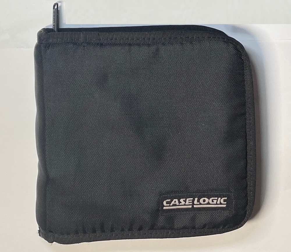 Case Logic Nylon DVD CD Disc 11 Sleeve Case, Black