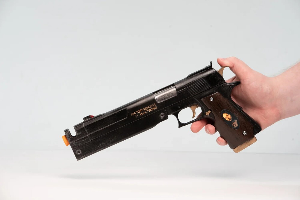 Ebony & Ivory Set Pistol Props