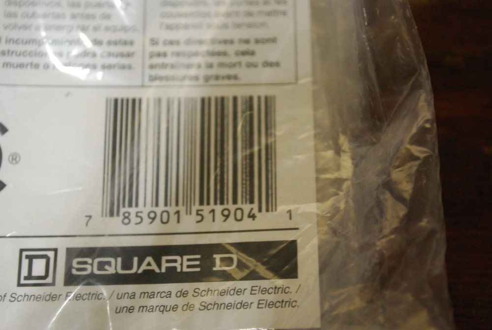 five (5) NEW SQUARE D HANDLE CLAMP QO1LO