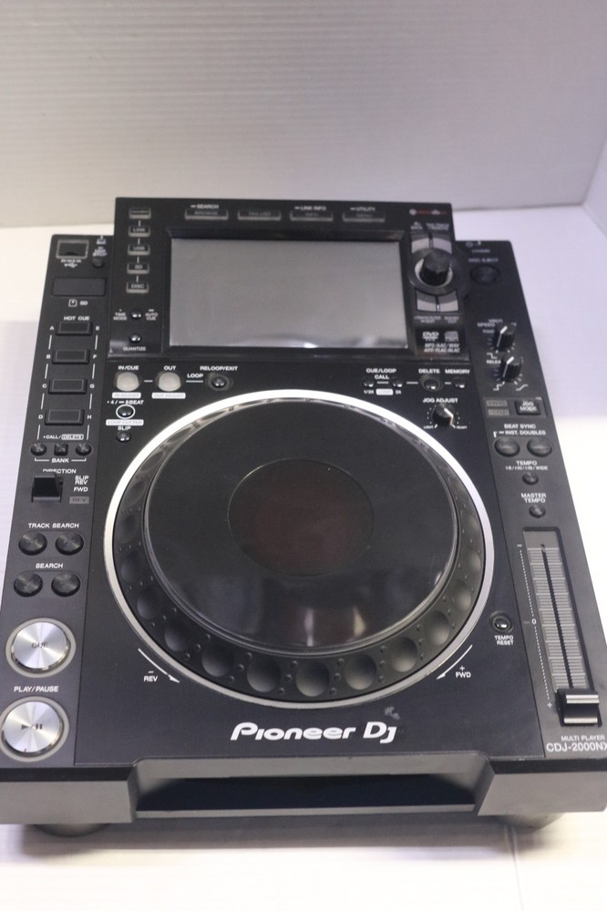 Pioneer CDJ-2000NXS2 Professional DJ Multi-Player Tested