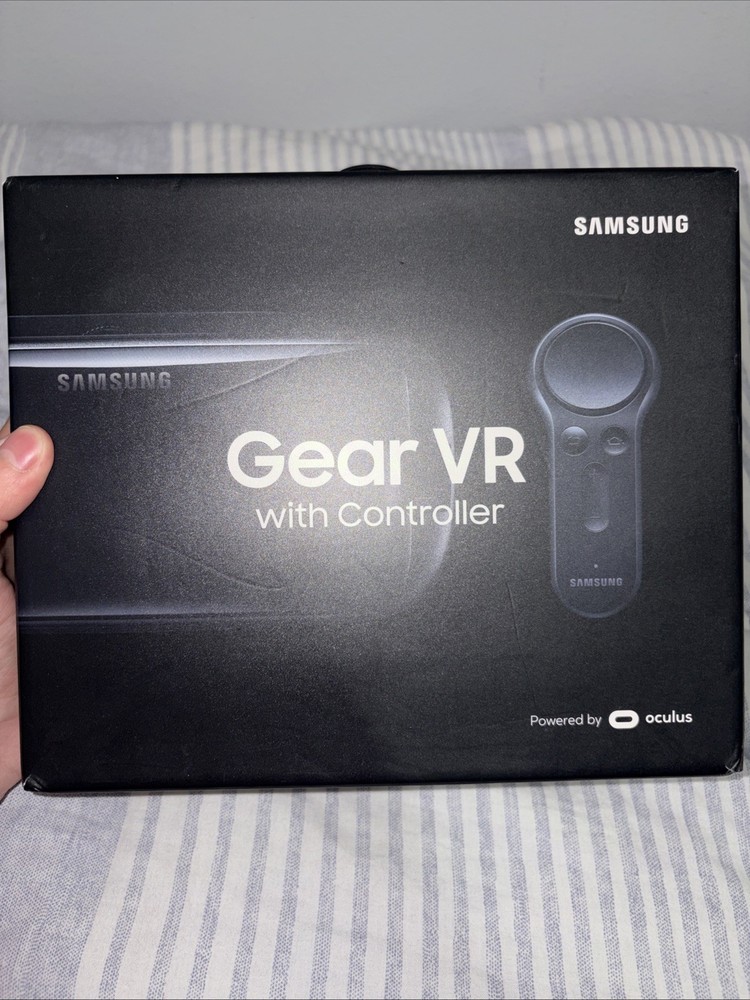 Samsung Gear Vr With Controller  Open Box Powered By Oculus