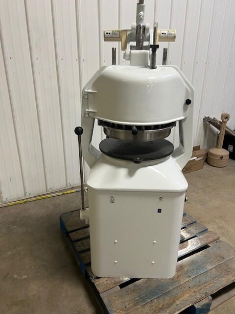 Dutchess Divider Rounder 36 Part - Model JN - 200V 3Ph - Refurbished