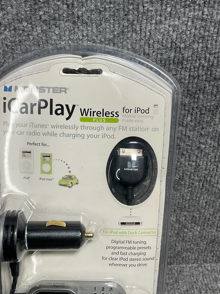 Monster iCarPlay Wireless 😊 FM Transmitter/Charger for iPod