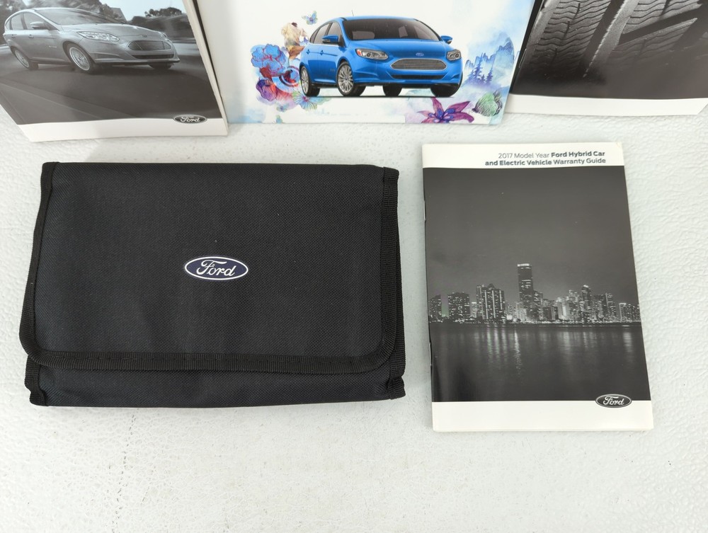 2017 Ford Focus Owners Manual Book Guide QNC49