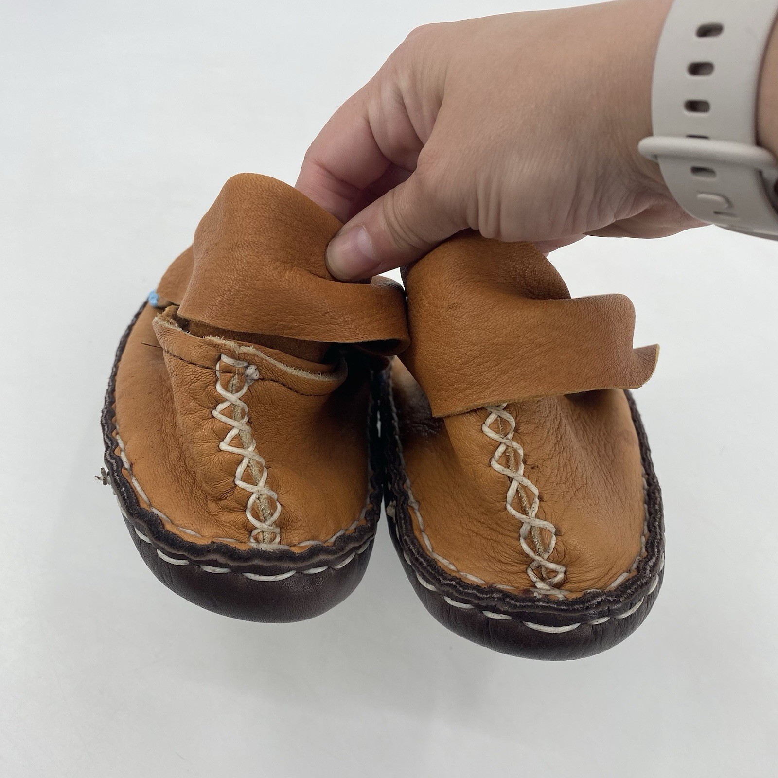 Brown Leather Handmade Center Seam Moccasins Native American Adult Beadwork