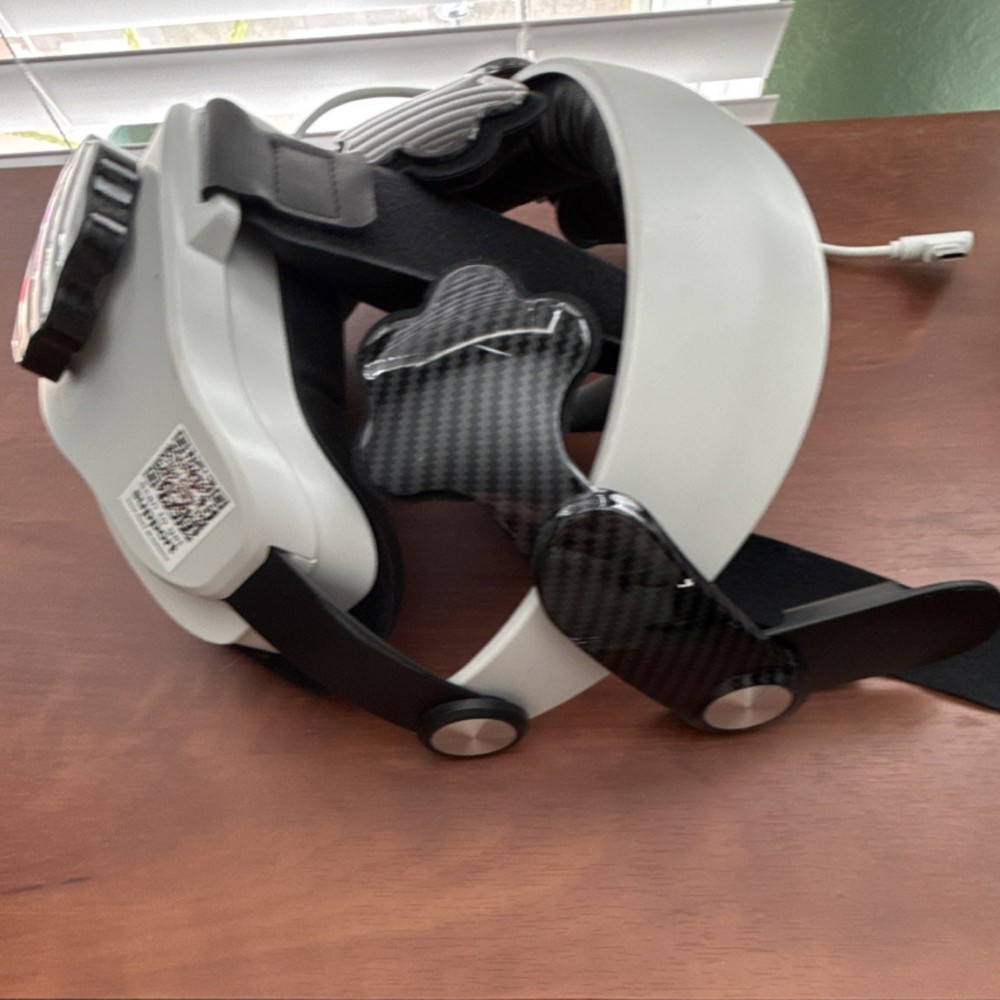 Hexigo S52 VR Head Strap USB-C Charging White/Black for Headset