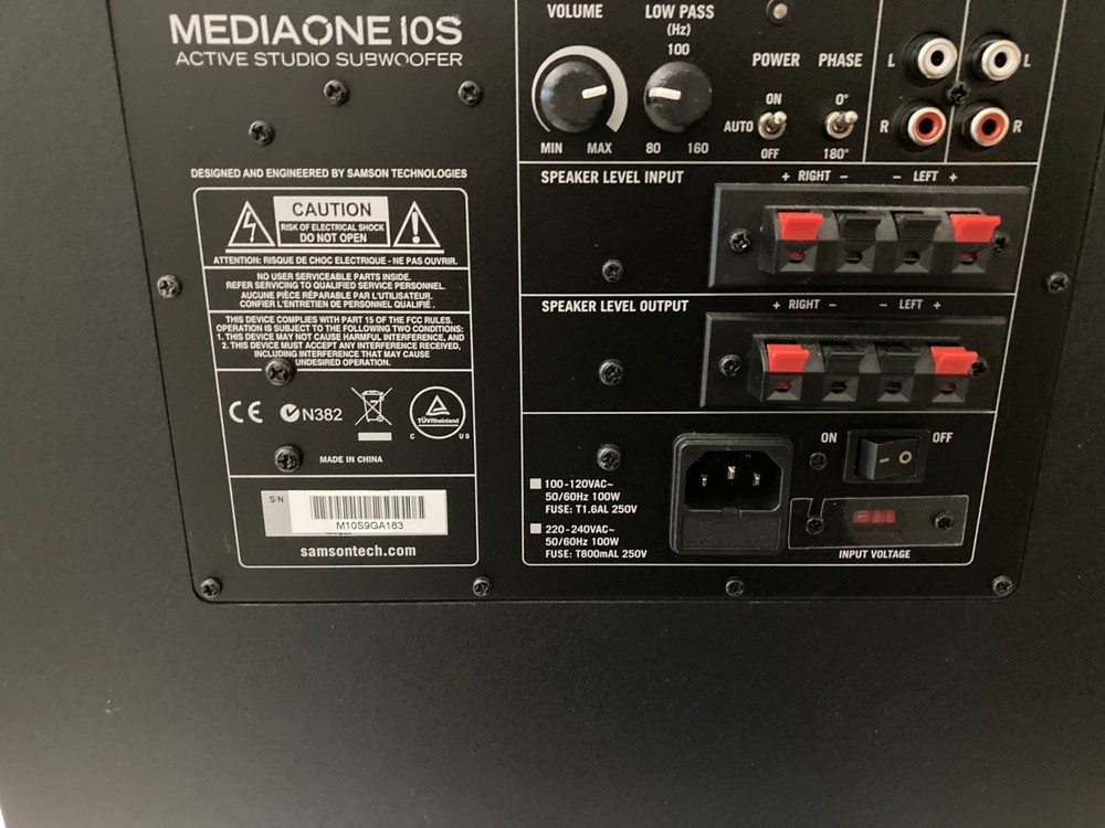 Samson MediaOne 10S 10" 100 Watt Powered Studio Subwoofer Variable Crossover Sub