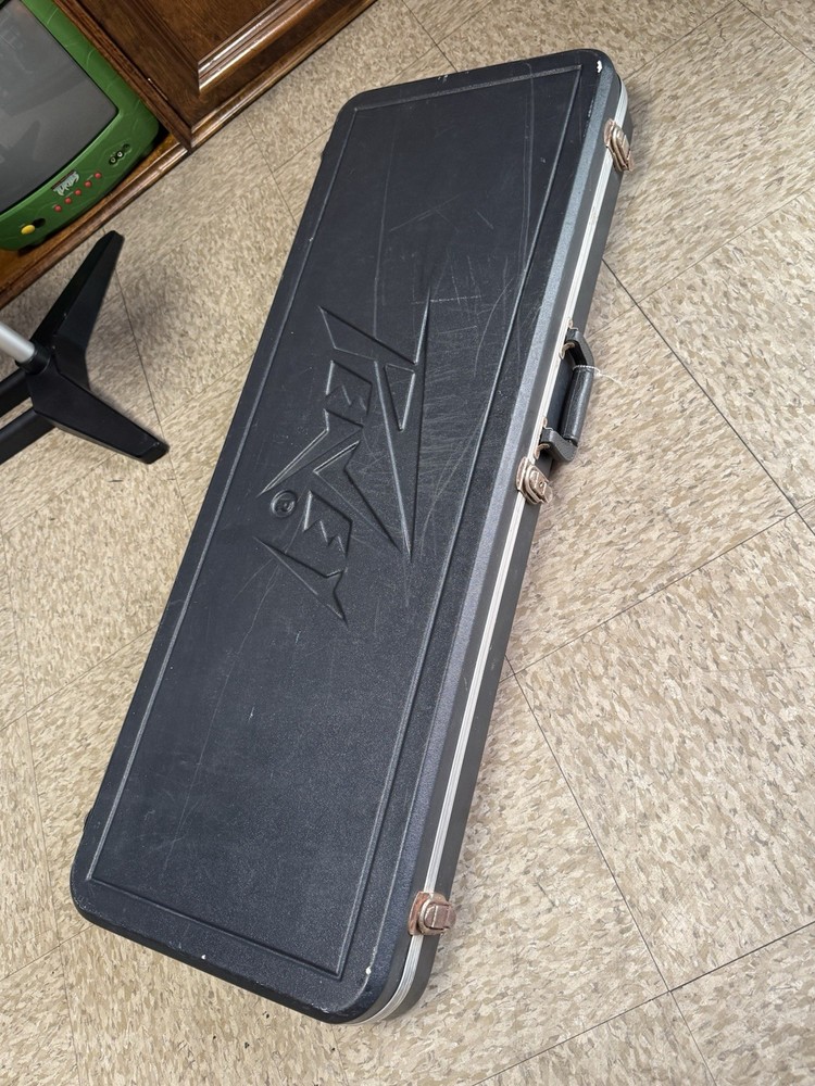 1980's Peavey Hardshell Guitar Case
