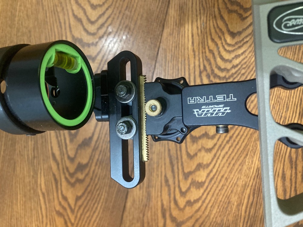 Mathews Prima compound bow LH