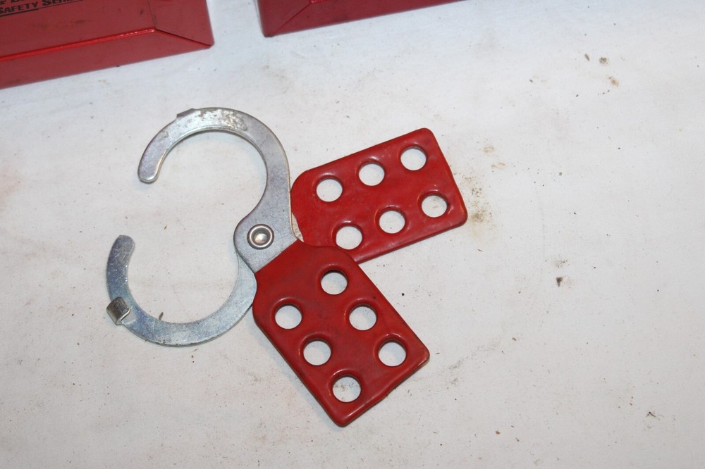 2 Master Lock Portable Group Lock Boxes 498A w/Tool