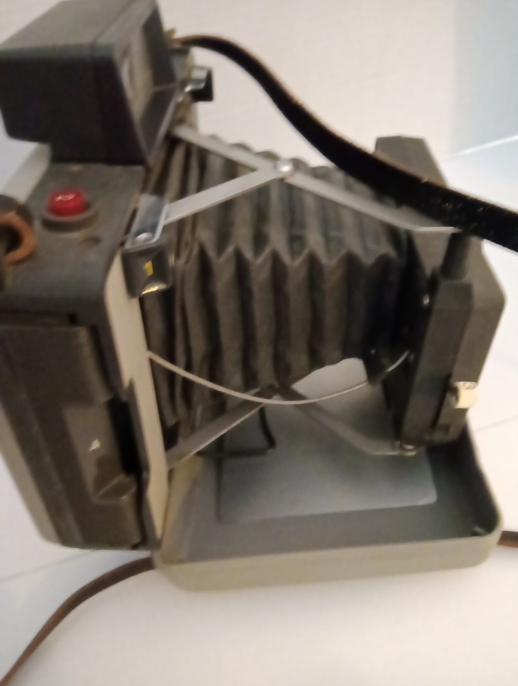 Vintage 1960 Polaroid Land Camera Automatic 135
