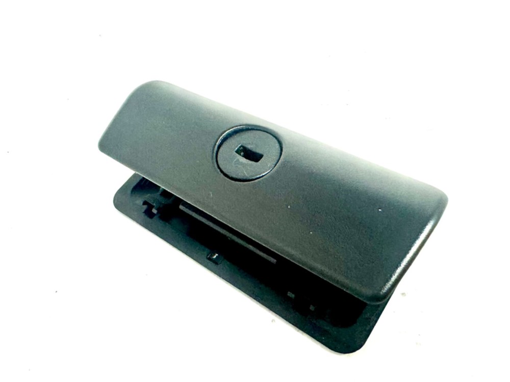 Glove Box Latch Lock BMW 325 328 330 M3 335 X3 X5 E39 E46 E60/61 E9X E53 E83 E90