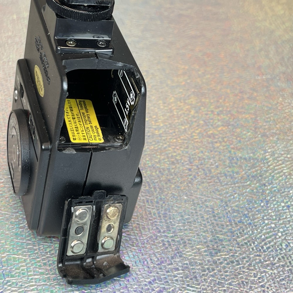 *Condition Issue* Canon Speedlite 155A Universal Hot Shoe Mount Camera Flash