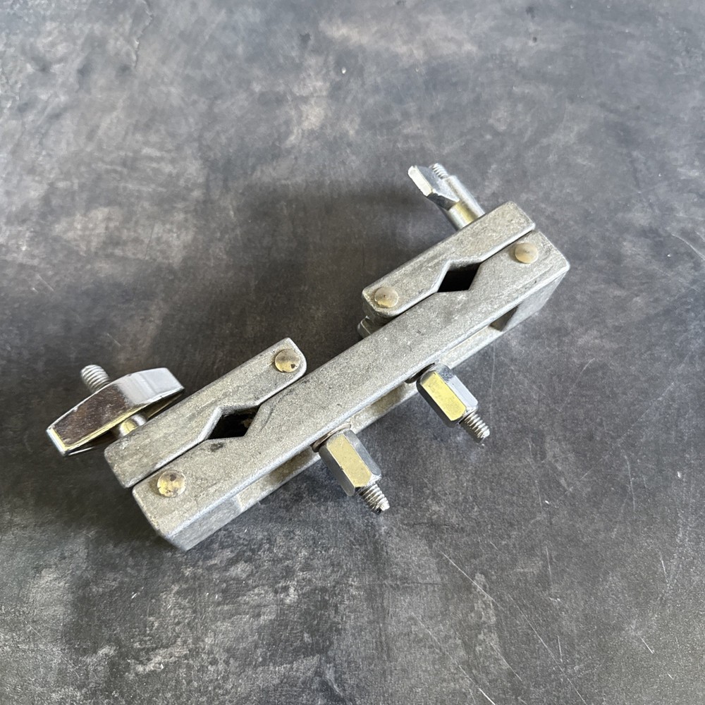 Drum Clamp - Two Way Hardware Clamp for Stands