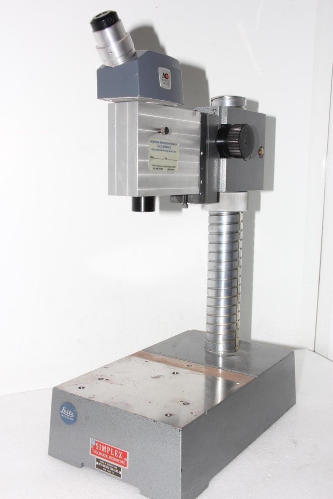 ERNST LEITZ 661076 American Optics Toolmaker Microscope and Base