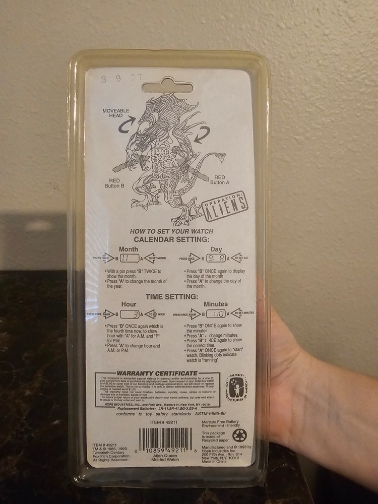 Aliens Alien Queen 5 function Quartz Watch 1986 Unopened origianl packaging 