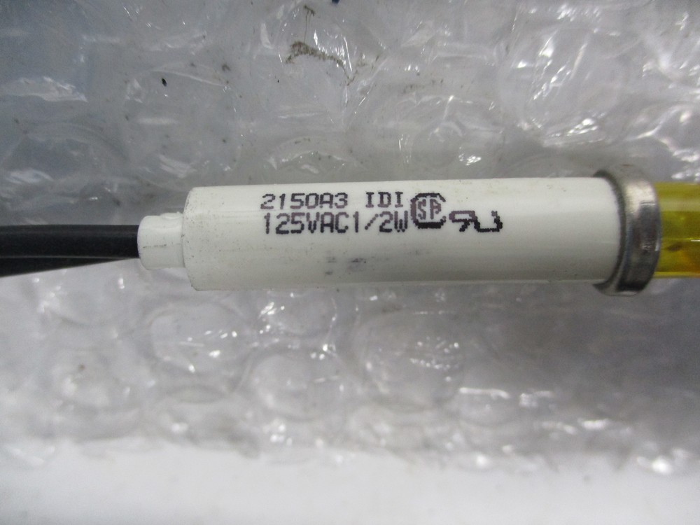 IDI 2150A3 INDICATOR LIGHT AMBER NSNP