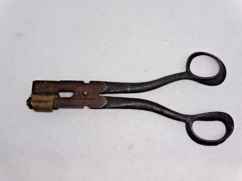Vintage Leather Button Hole Cutter