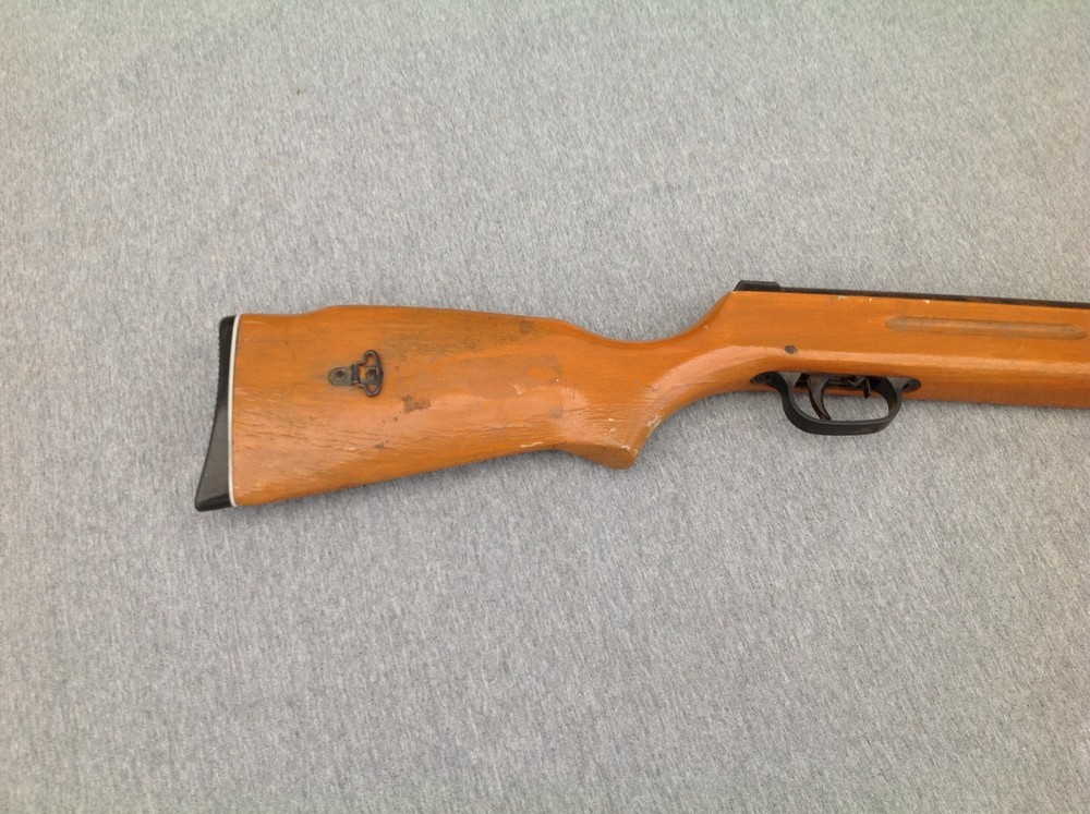 Underlever Air Rifle