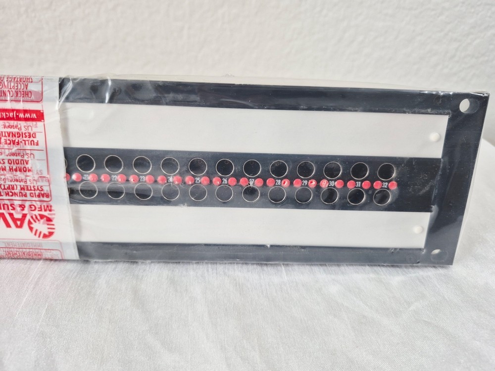 AVP AV-D236E2-AMN75-BZ 2 RU Midsize (Mini-WECO) Video Patch Panel 2x36 908128