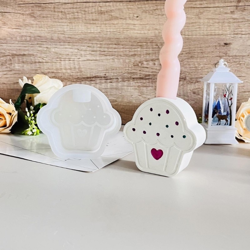 Versatile Silicone Mold For Individualized Heart Cup cake Holder Projects