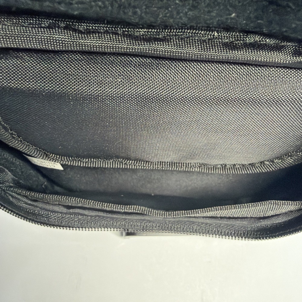 Case Logic CD Player Case w/ 3 Disc Capacity, External Headphone Passthrough