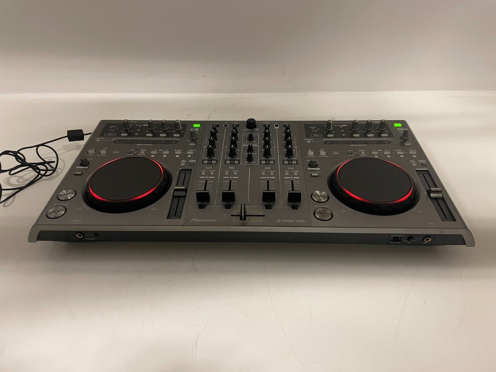 Pioneer DDJ-T1 DJ Controller