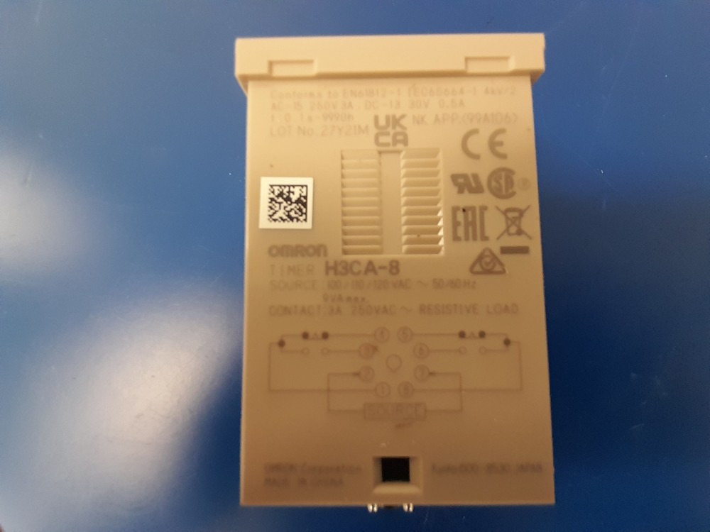 OMRON H3CA-8-AC100/110/120 Timer