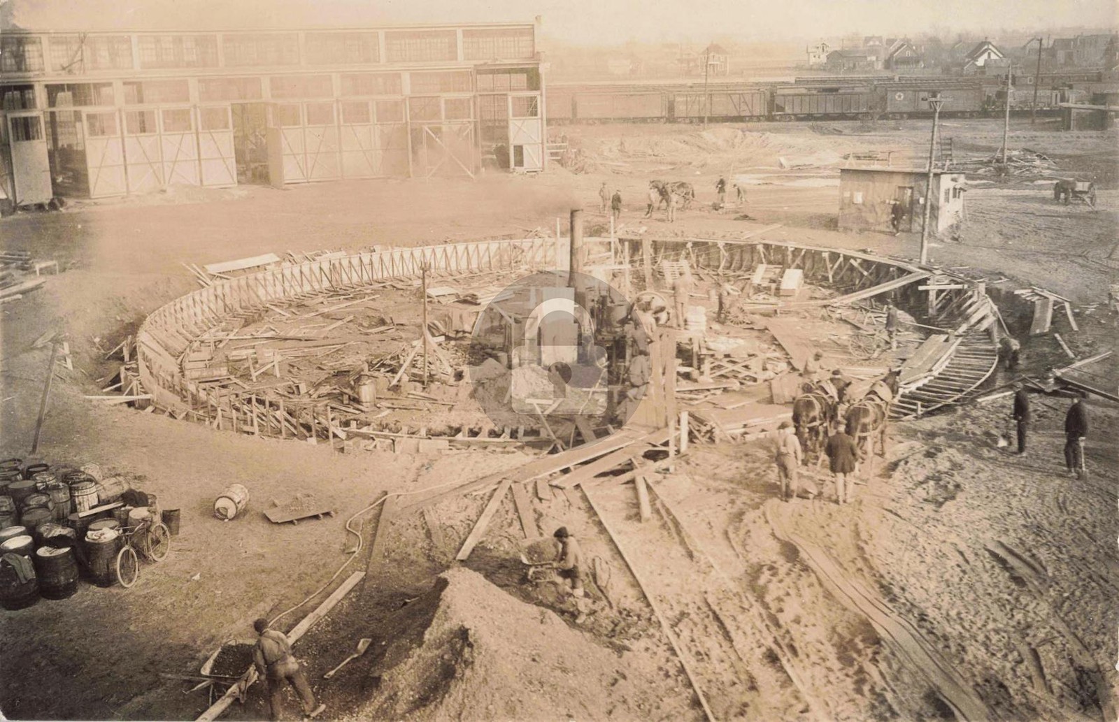 Railroad P.M. Roundhouse Construction, Saginaw MI 1920 RPPC Postcard COPY