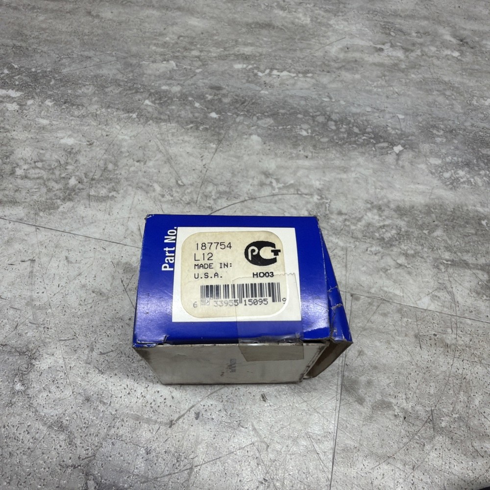 Graco 187754 Bung Adapter Bushing, Missing Set Screw, New