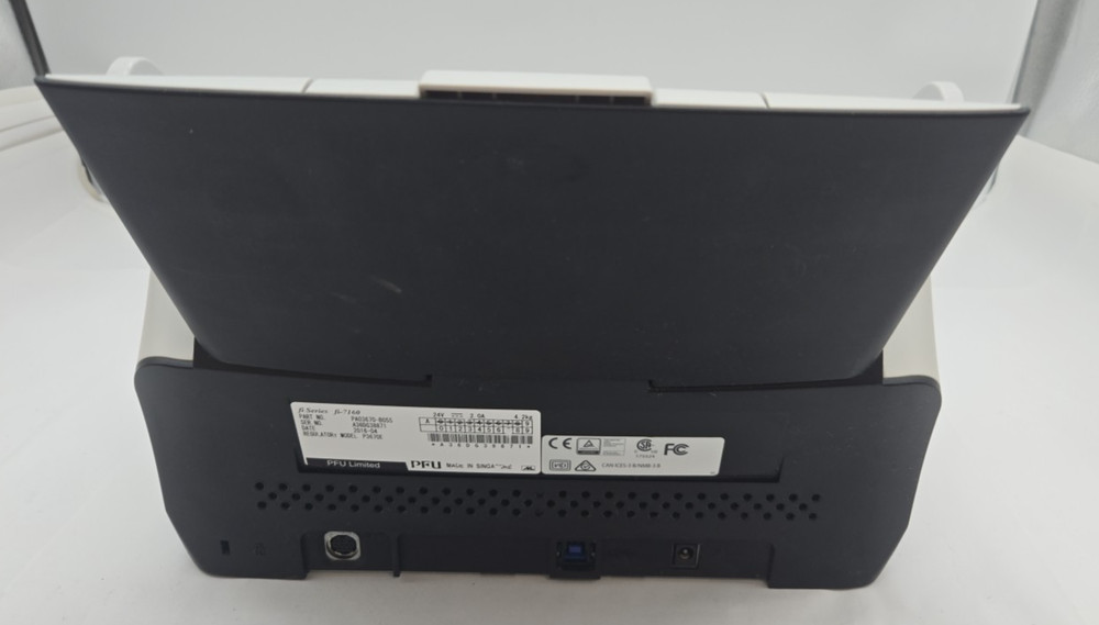 Fujitsu FI-7160 Document Scanner NO Power Adapter included