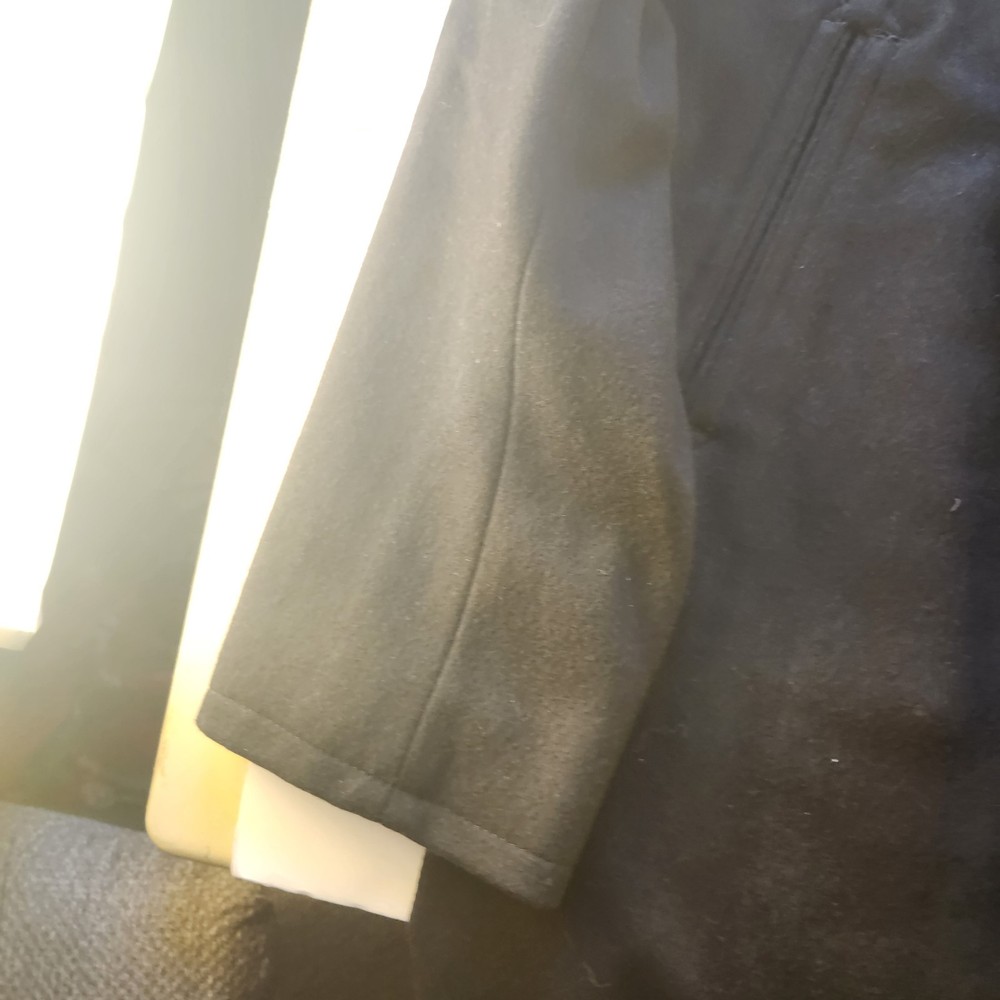 Authentic US Navy Enlisted Man's Pea Coat Issued 1981 Excellent Condition.