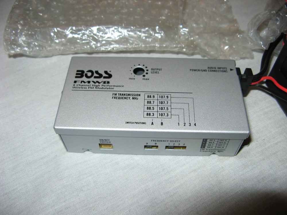 Wireless FM Modulator High Performance Boss Audio FMW8 8-Channel NEW OPEN BOX