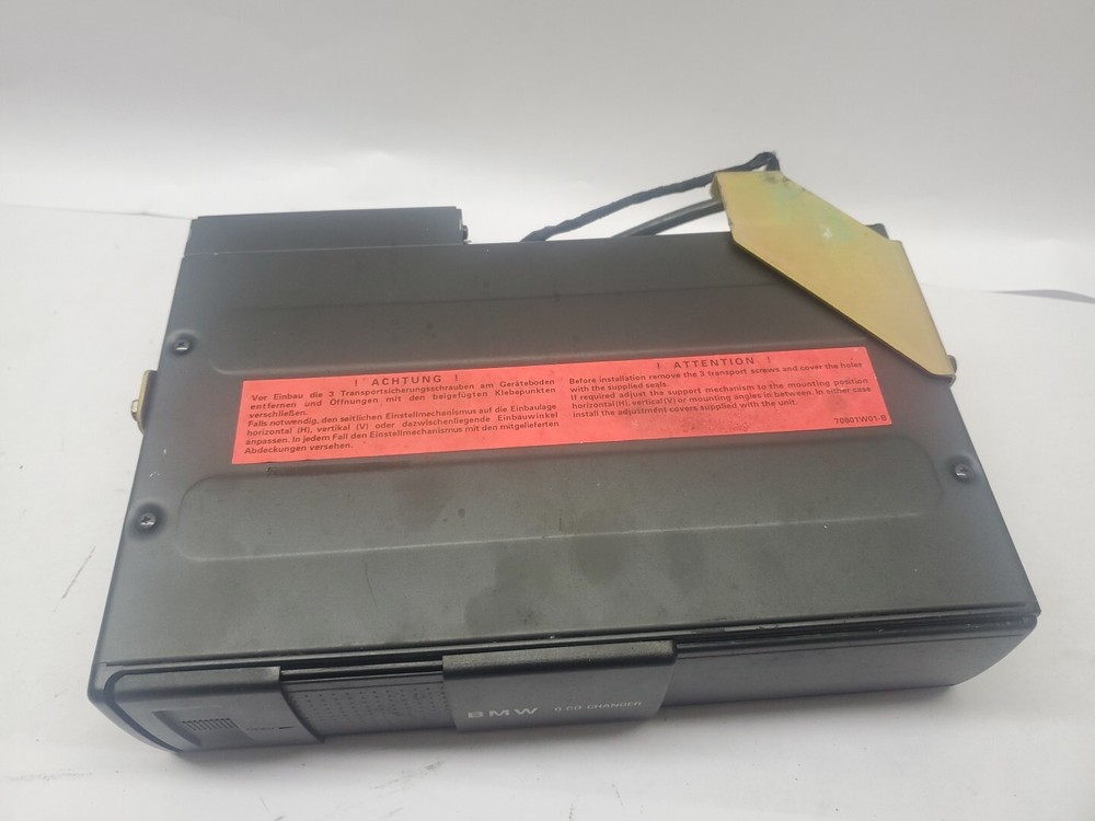 2000 BMW 540i E39 CD Changer 1469404