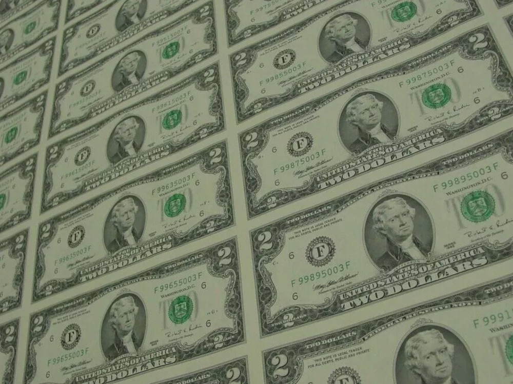 USA Uncirculated Sequential Two Dollar Bill $2 Banknote - One note UNC