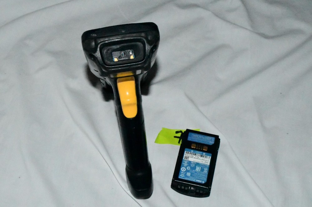 Zebra Motorola MC330K MC3300 Barcode Scanner MC330K-GI4HG3US NEEDS REPROGRAM #7