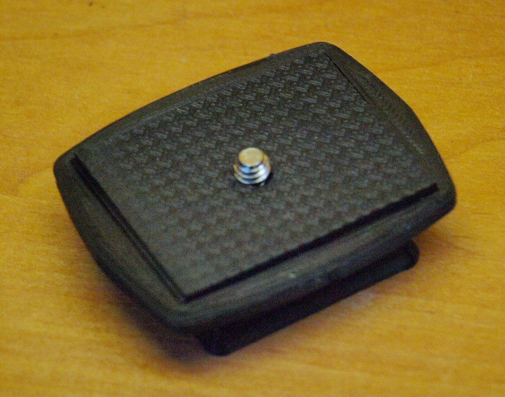 Quick release plate for tripod Velbon QB-62 replacement