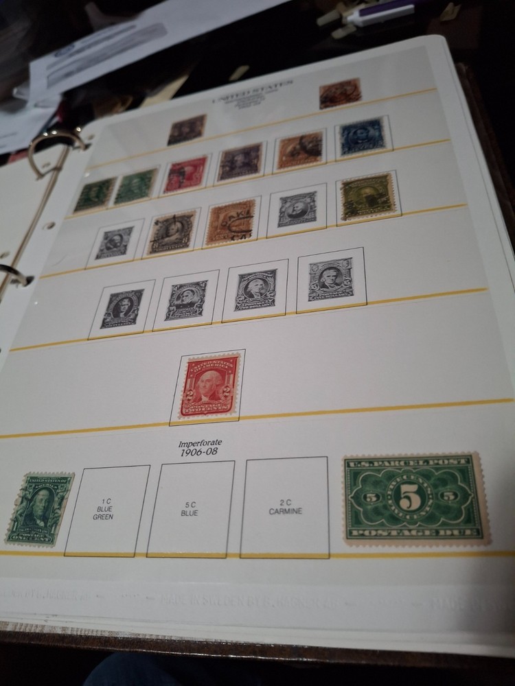 Hagner Hingeless Album for US Stamps to Scott 992