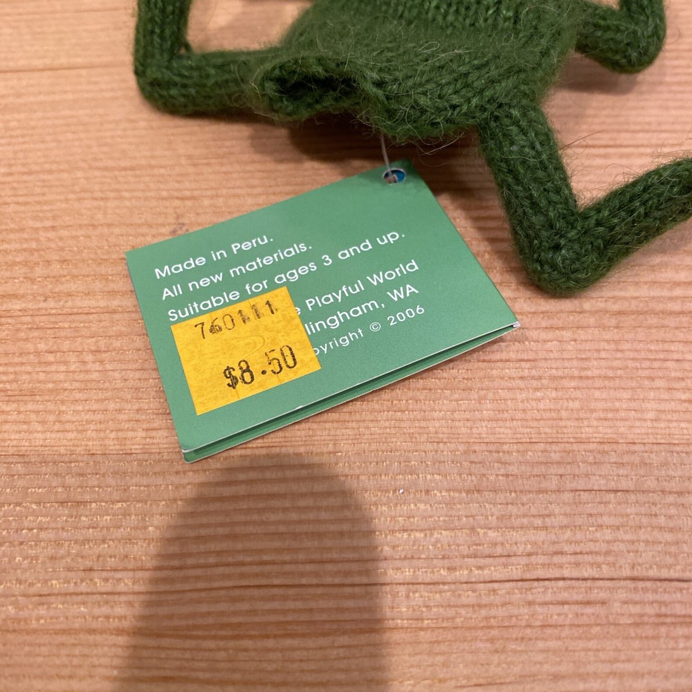 NWT Frog Finger Puppet Alpaca 2006 NOS